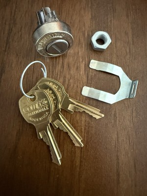 Compx USPS-L-1172C National Mailbox Lock C9100 (Lock with 3-keys)