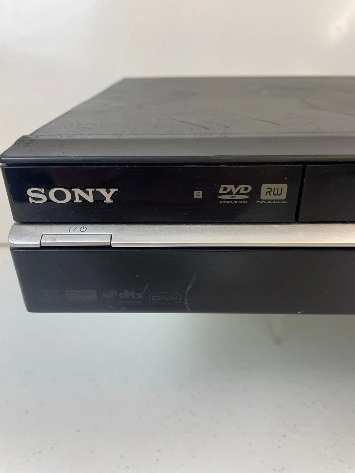 Sony RDR-HXD890 DVD Recorder 160GB Hard Drive Freeview HDMI No Remote - Image 2 of 4