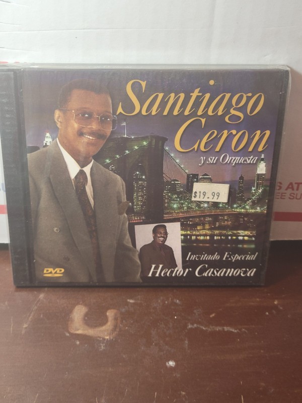 SANTIAGO CERON Y SU ORQUESTA,  INVITADO ESPECIAL HECTOR CASANOVA,  DVD SELLADO 