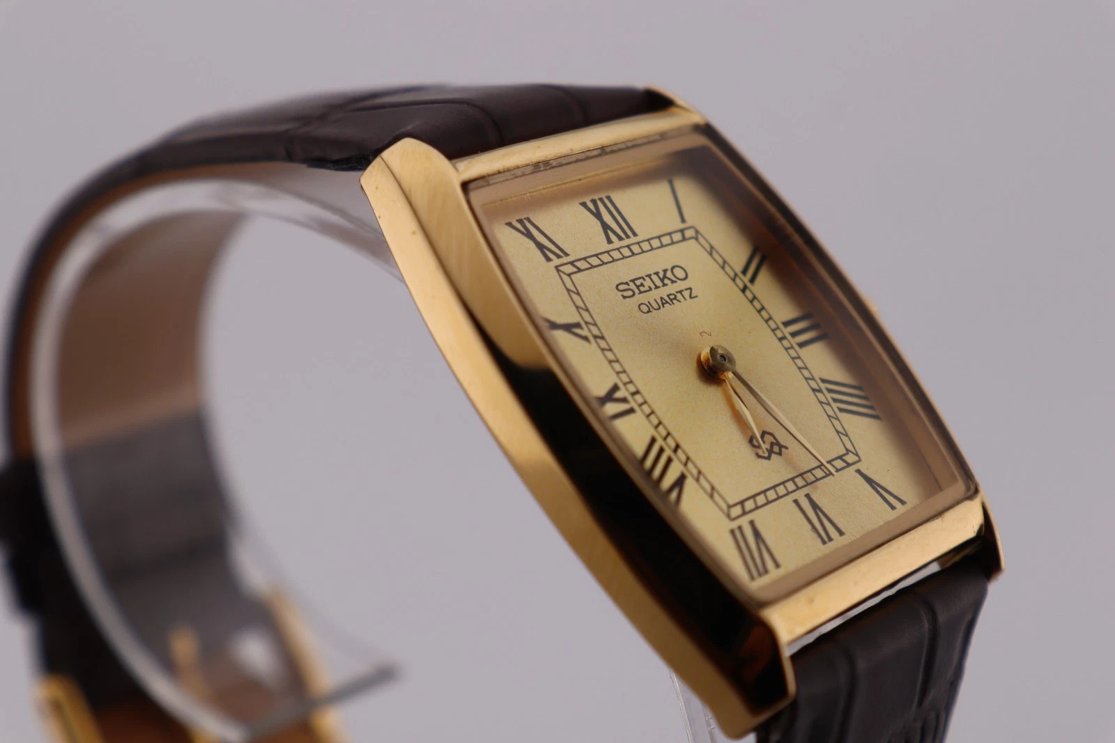 Vintage Seiko Slim Quartz  Men's Wrist Watch - Comes With New Battery, New Strap image 5