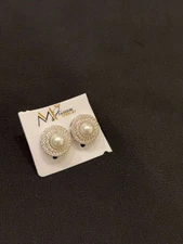 New Women Silver Pearl with White Stones Earrings Studs