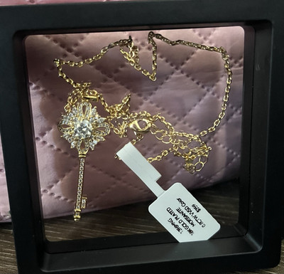   $290   Elegant Moissanite Key Necklace  Value of $360  1 year warranty  