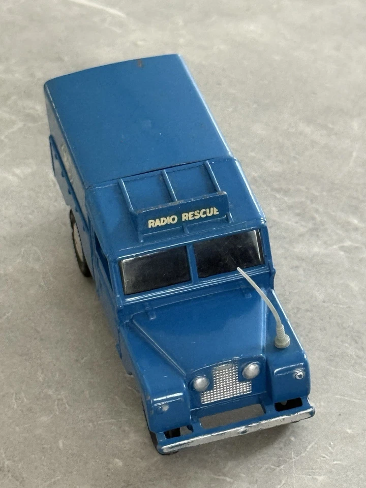 Corgi Toys No.416 RAC Radio Rescue Land Rover (1959-62). - Image 3 of 4