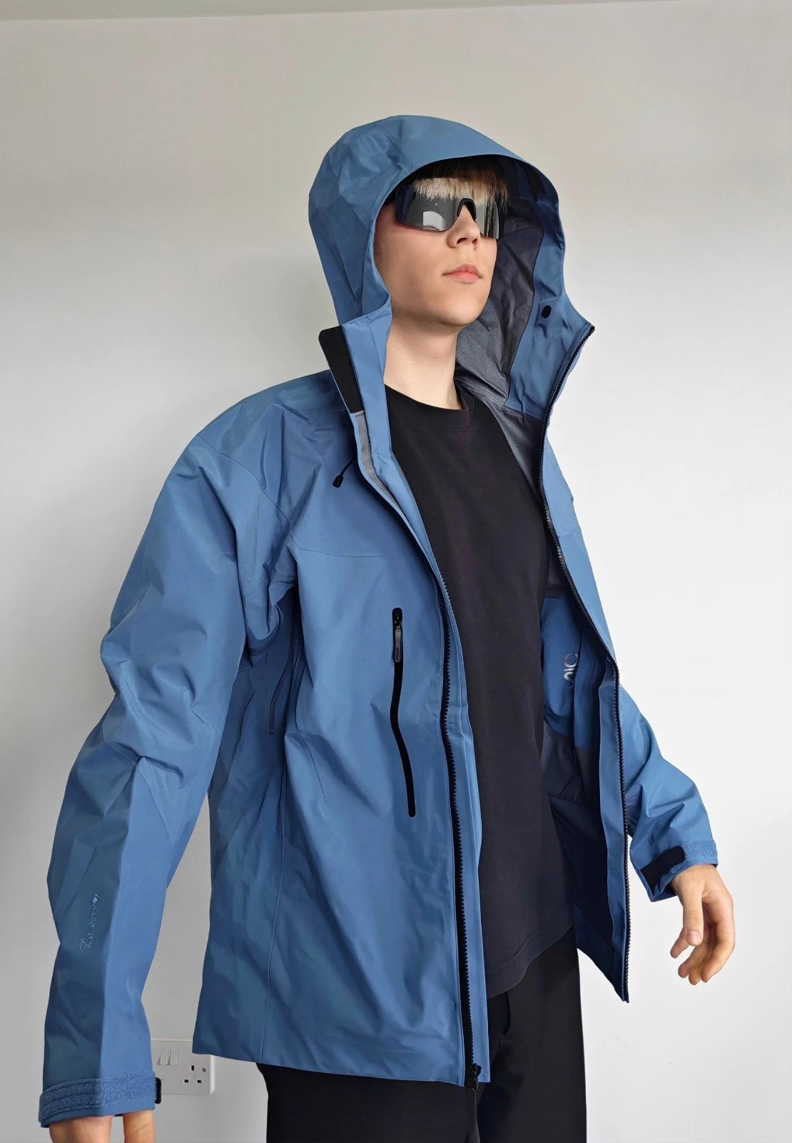 Arc'teryx Alpha SV Men's Blue
Opens in a new window or tab