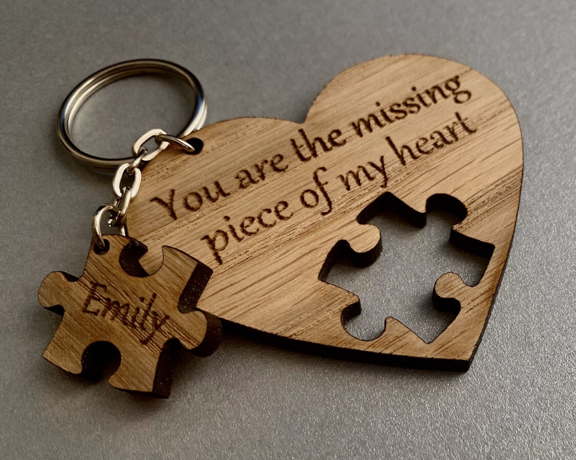Personalised Oak Heart Keyring 5th Anniversary Jigsaw Puzzle
