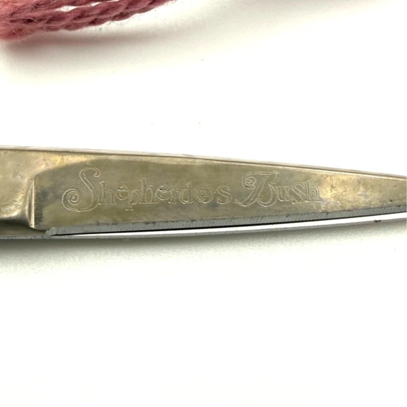 Gingher “Shepherd’s Bush 2000” Limited Edition Gold Embroidery Scissors Set - Image 4 of 4