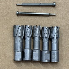 5 Milwaukee Carbide Annular Cutters W/ 2 Pilot Pins 3x 11/16 1x 13/16 1x 15/16