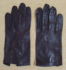 Vintage ladies brown leather gloves, size 6.5, Italian, pearl button closure