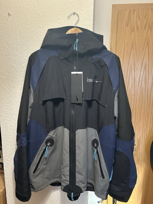 Nike ISPA Jacket