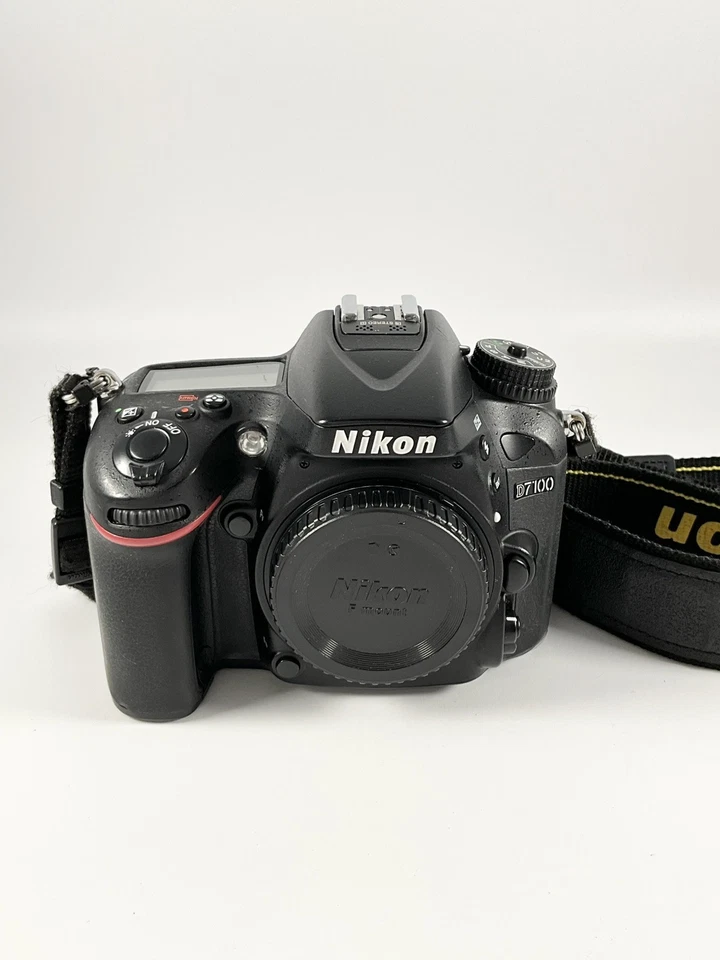Nikon D7100, photo 1 of 5