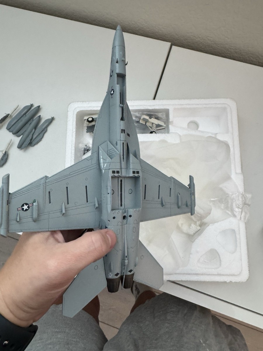 HOBBY MASTER HA5154 EA-18G Growler | eBay
