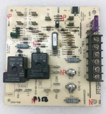 Carrier Bryant HH84AA020 Control Circuit Board 1010-918 used #P358