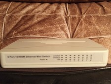 8 Port Ehternet Mini Switch 10/100M