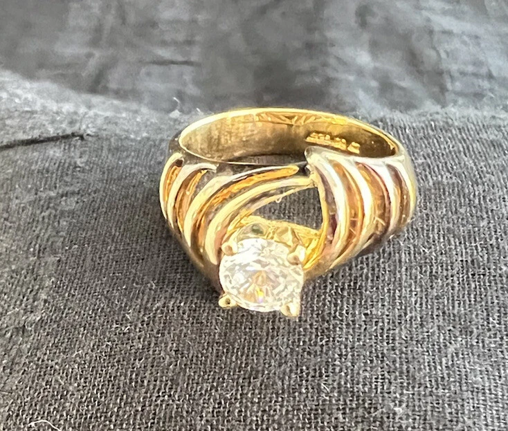 Exquisito anillo de compromiso abierto ancho con banda giratoria circonita esterlina talla 5,75 Diamonique Foto 4 de 4