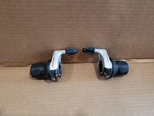 SRAM ROCKET 3 x 8 grip shift shifters With Grips MTB used vintage 3x8 speed