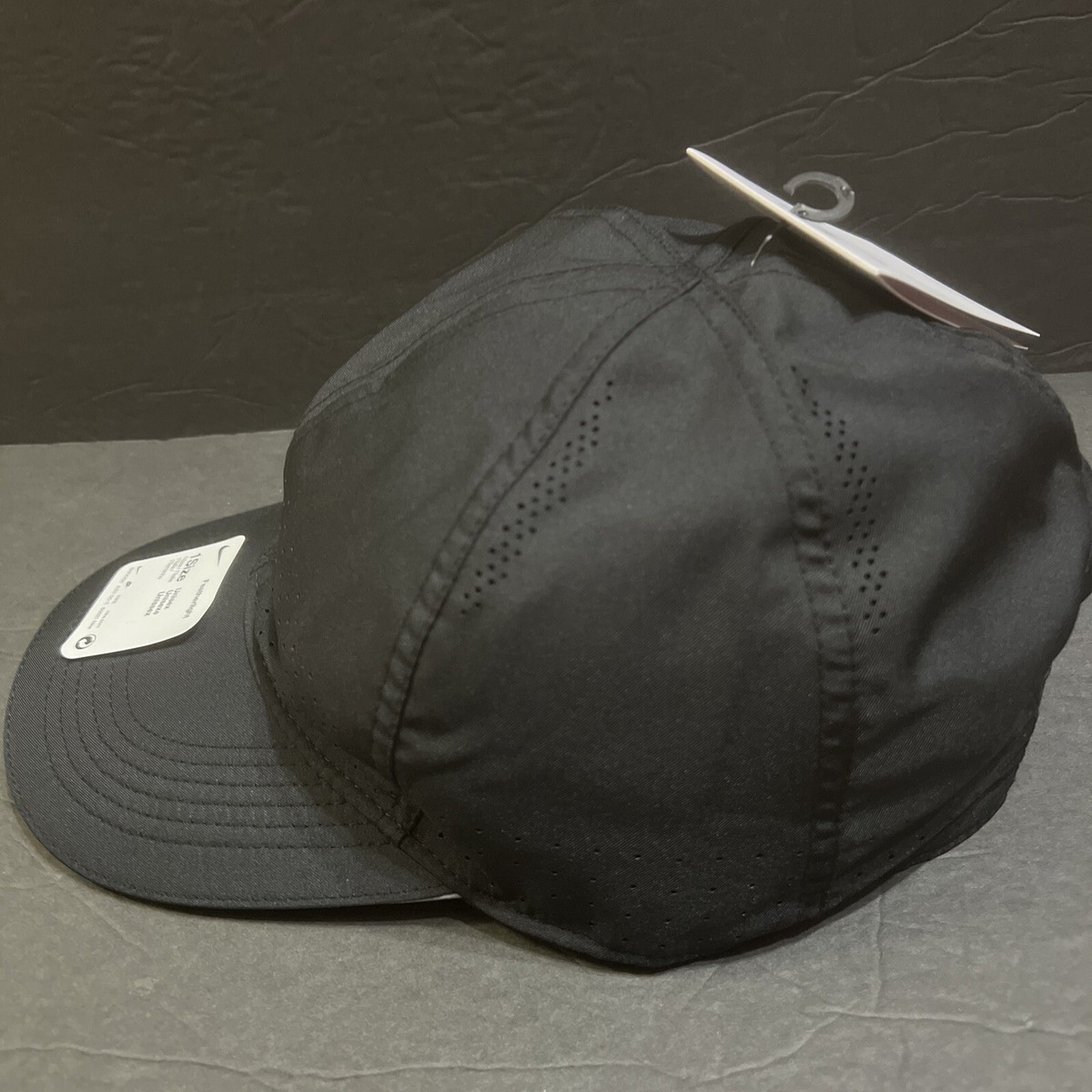 NIKE DRI-FIT AEROBILL FEATHERLIGHT PERFORATED RUNNING CAP UNISEX