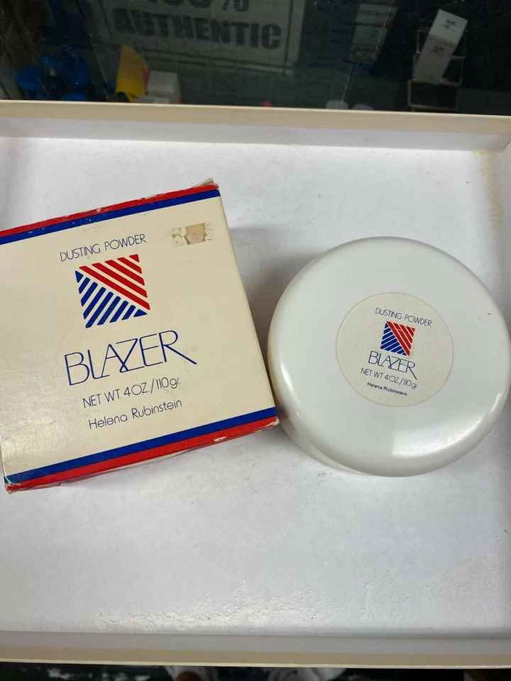 Blazer Polvo Corporal Polvo Polvo por Helena Rubinstein (4 oz) Foto 4 de 4