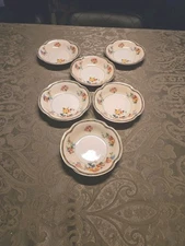 SET OF 6 VINTAGE PAREEK JOHNSON BROS BERRY DESSERT BOWLS ♡ 5 INCH DIAMETER 