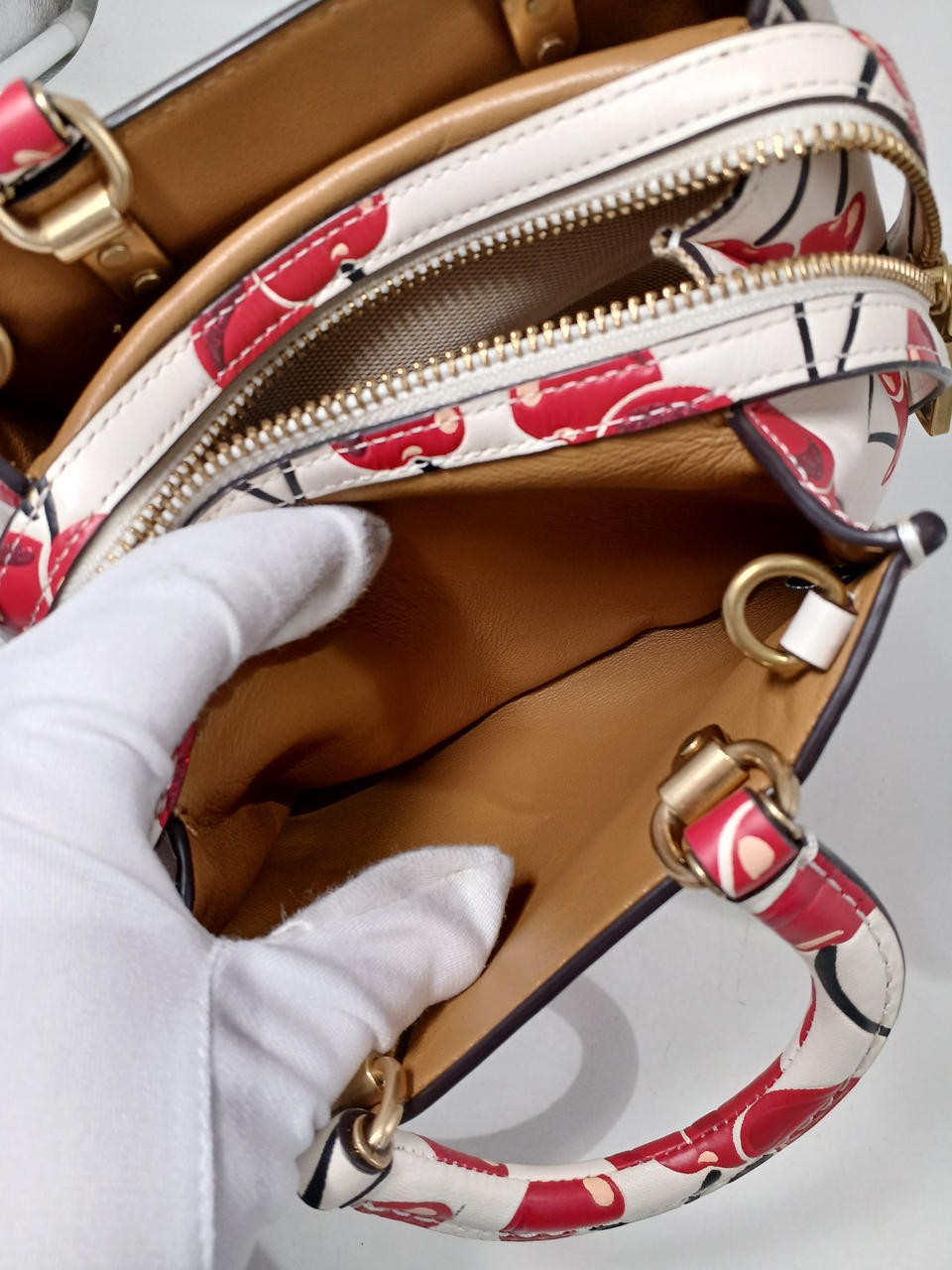 Authentic Cherry Pattern Shoulder Bag Model CB652… - image 11
