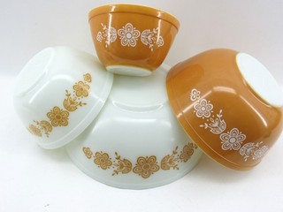 Lotto 4 ciotole di miscelazione nido FARFALLA Pyrex vintage