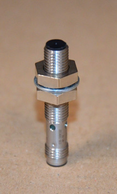 Omron E2B-S08KS02-MC-B1 Näherungssensor Neu/unbenutzt