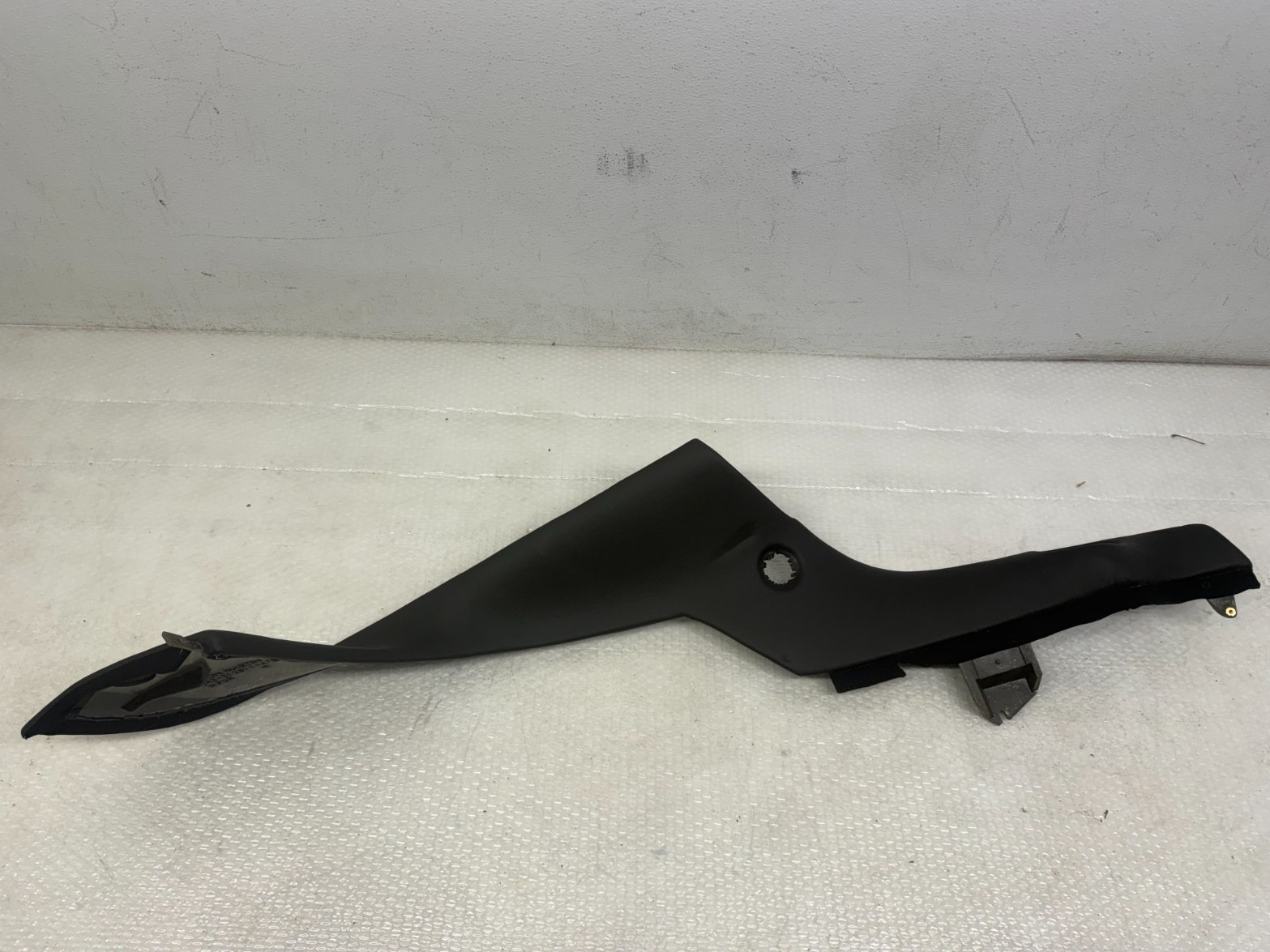 Aston Martin DB9 2013-2016 Rear Left Upper Quarter panel trim