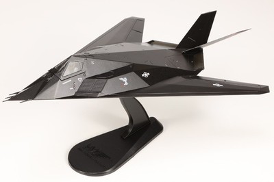 Hobby Master 1/72 F-117A Nighthawk Airplane #88-0841 USAF Dark Knights