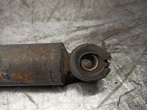 AMMORTIZZATORE POSTERIORE DESTRO / 3902924 PER LADA NIVA 2121 / 21213 / 21214 - Foto 2 di 10