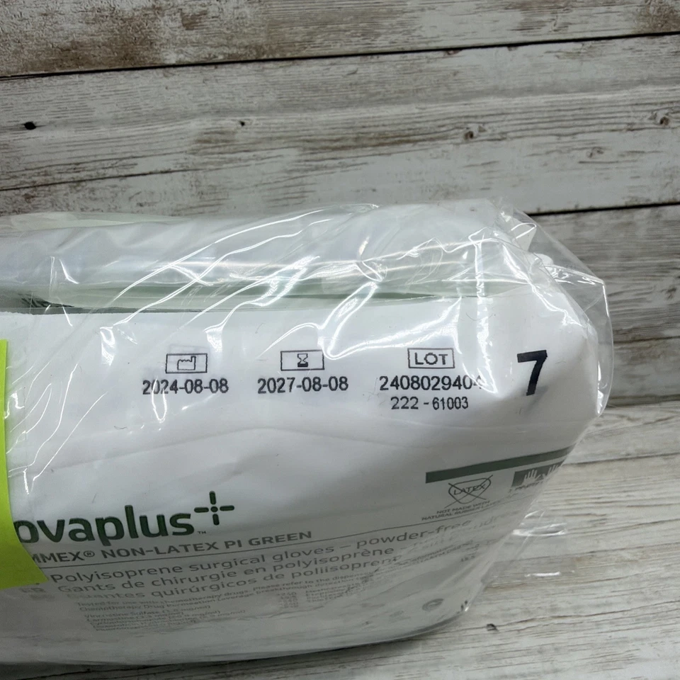 Gammex Surgical Gloves Non-Latex PI Green NovaPlus *25 Pair* Size: 7 *Exp: 8/27* - Image 2 of 4