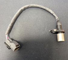 OEM DENSO 9091905011  / PC83 NEW Crankshaft Position Sensor