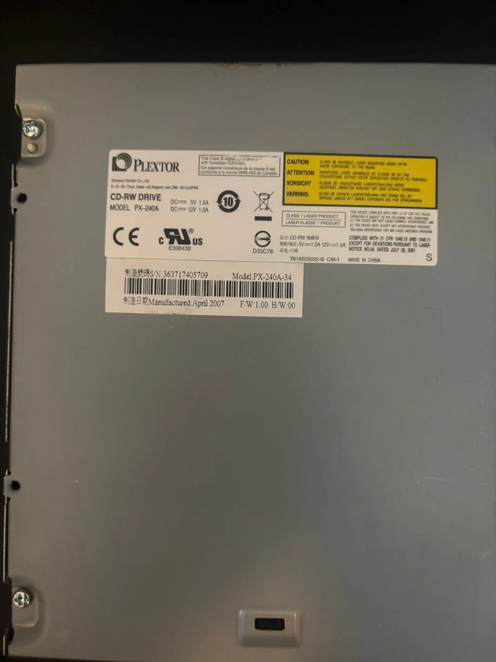 Plextor PX-240A-34 INTERNAL 52x32x52 PLEXWRITER  IDE CD-RW Drive - Image 4 of 4