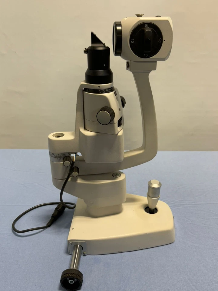 Lâmpada de fenda Reichert XCEL 250 modelo: 12550 - Imagem 4 de 4