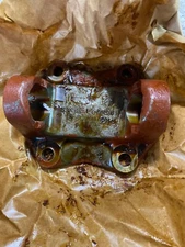 1550 Series John deere Spicer Drive Flange Yoke F4-2-201 P/n 158751H1