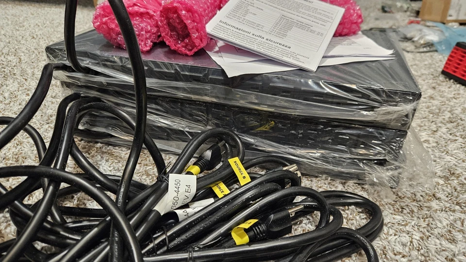 Fuente de alimentación montada en rack ACP AP4450 enchufe doble 9 salidas con herrajes de montaje Foto 2 de 4