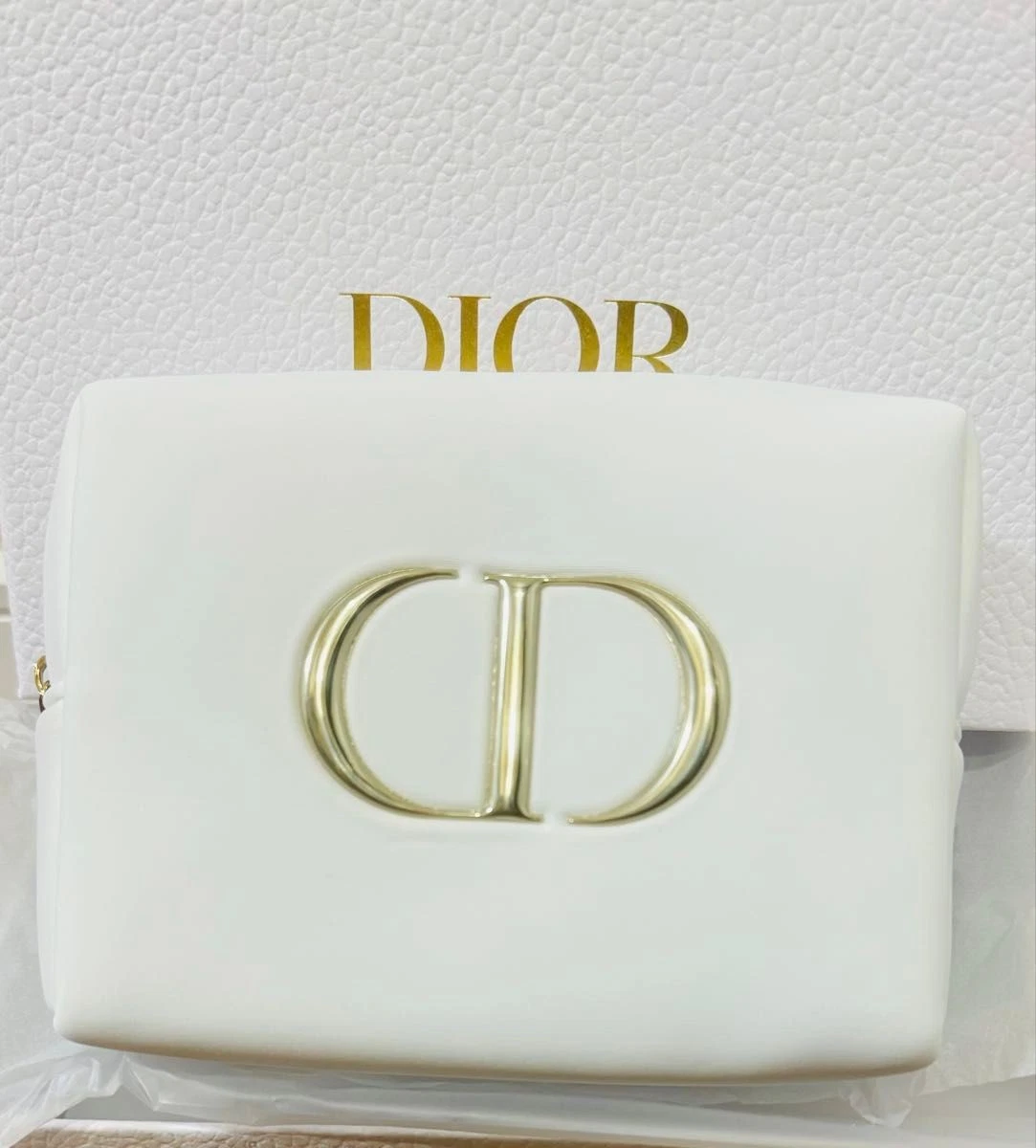Pochette officielle DIOR nouveauté pochette cosmétique Dior