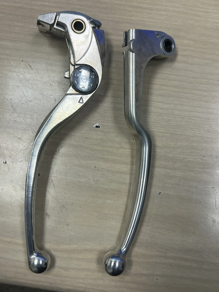 Palancas de freno y embrague Honda CBR1000RR 2008-2022 OEM 53170-MJC-306 53178-MFL-006 Foto 3 de 4