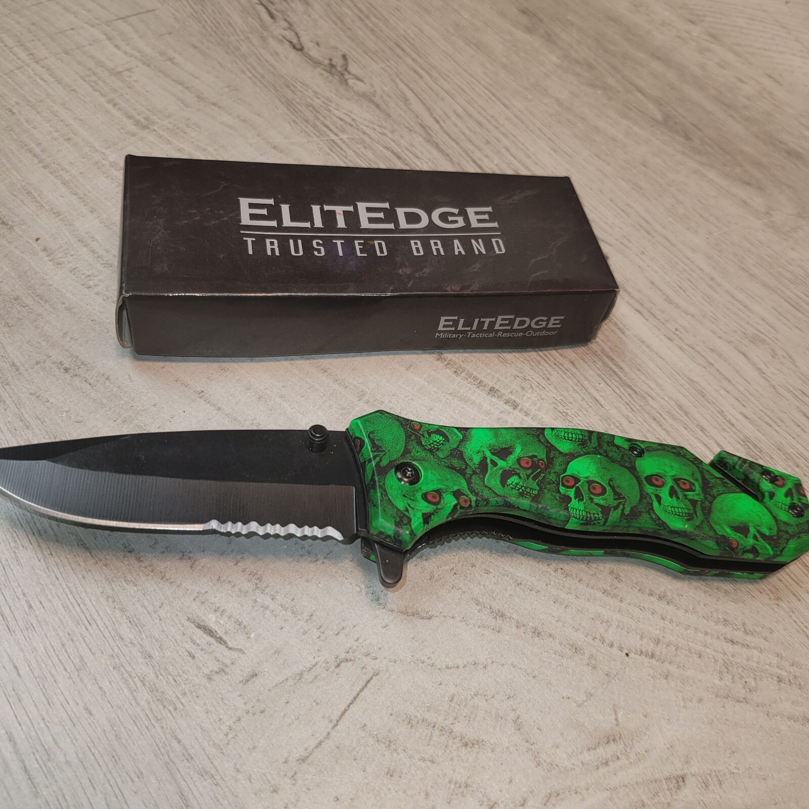 ElitEdge Tactical Folding Pocket Knife 3" Green Skulls Red Eyes NEW 10-A89GNSC