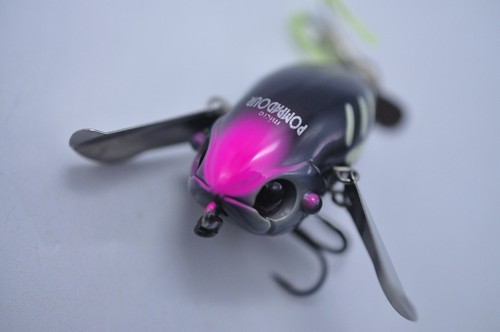 Jackall Micro Pompadour Noisy Topwater 42mm 6.5g Black Bone Excellent