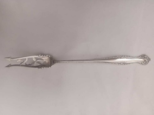 Towle forchetta per sottaceto in argento sterling con motivo Canterbury. - Foto 2 di 2