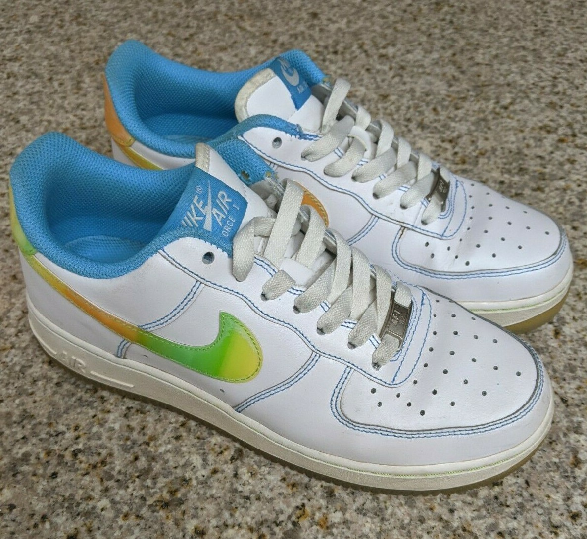 nike cyan shoes