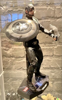 CAPTAIN AMERICA HOT TOYS CONCEPT ART VERSION 10YR SPECIAL UK