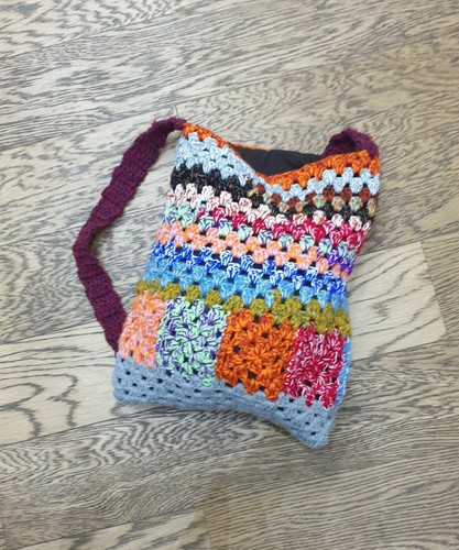 Luxor Multicolor, l'arcobaleno nelle borse crochet - Blog Lanificio di  Lorenzo