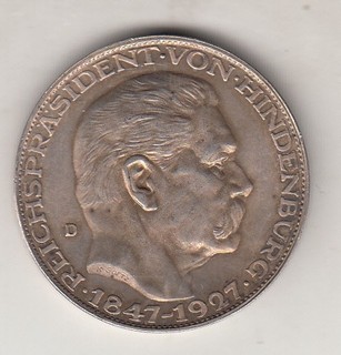 Goetz Medaille: "80. Geburtstag Hindenburg" (25 g 900 er Silber) stgl.