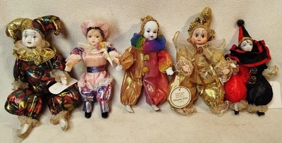 5 Stück Pierrot Harlekin Porzellan-Puppen , Alberon Dolls England - Bild 1 von 4