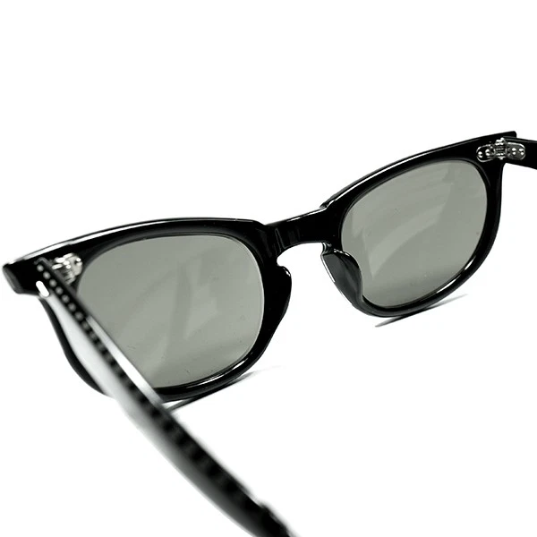 Gafas de sol American Optical negras semi-ojo de gato 50□22-135 hechas en EE. UU. con estuche Foto 4 de 4