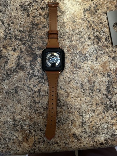 Apple Watch Series 10 (GPS + Cellular)