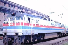 Original 1977 Amtrak E-60-CP Locomotive New Haven Slide A420