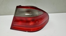 Mercedes W208 - Rückleuchte Rücklicht Bremsleuchte rechts 2088200264 (05) Mercedes W208 - Rückleuchte Rücklicht Bremsleuchte rechts 2088200264 (05)