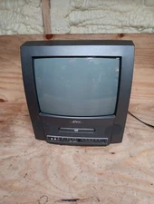 FUNAI SV2000 WV13D5 13" CRT TV and DVD Player. Works great, no remote