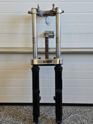 ハーレー純正フォークFLTRXSE ハーレー純正 ソフテイル フォーク サスペンション|Harley Davidson